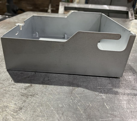 Boîte électrique en tôle métallique à montage de surface avec numéros et configurations de sortie personnalisables